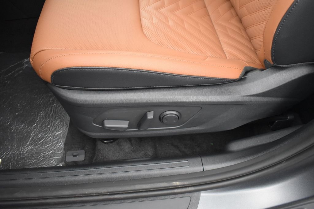New 2026 Shadow Matte Gray Kia X-Line image 8