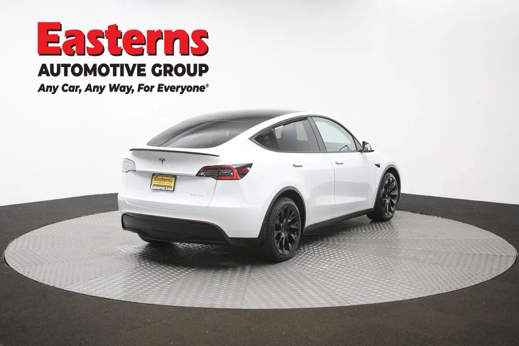 Used 2021 White Tesla Long Range image 36