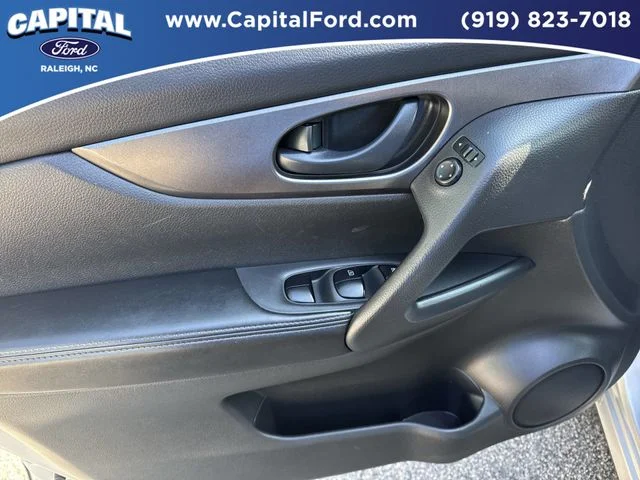 Used 2019 Silver Nissan S image 20