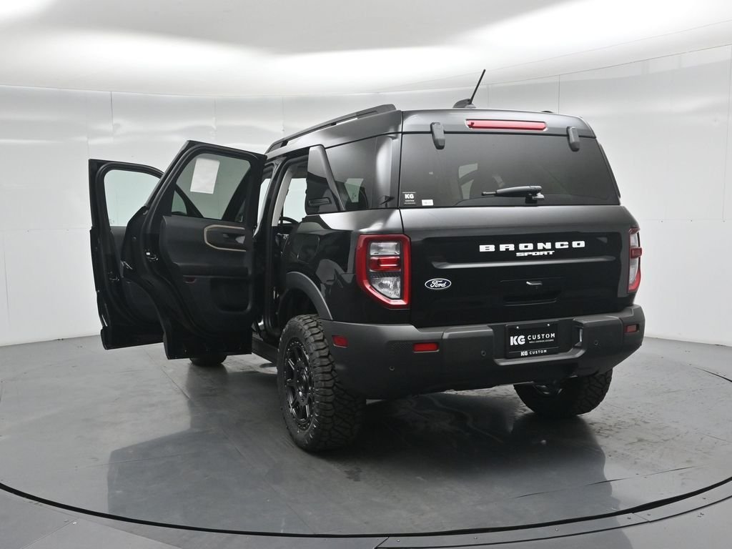 New 2026 Shadow Black Ford Big Bend image 31