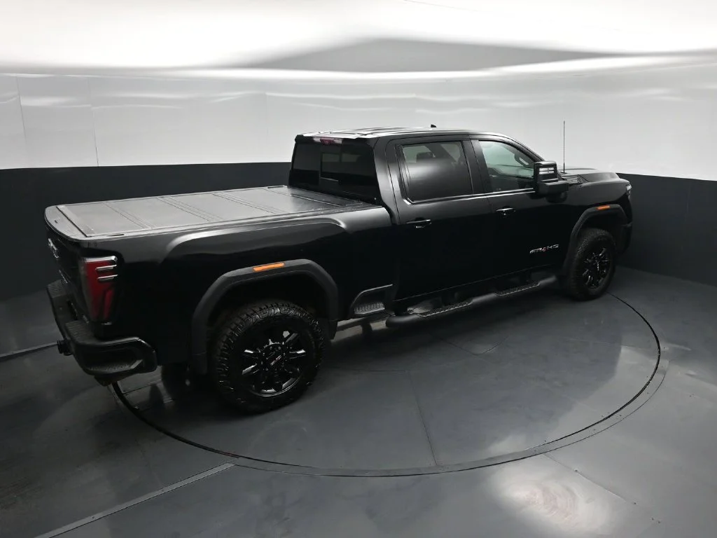 Used 2024 Black GMC AT4 image 34