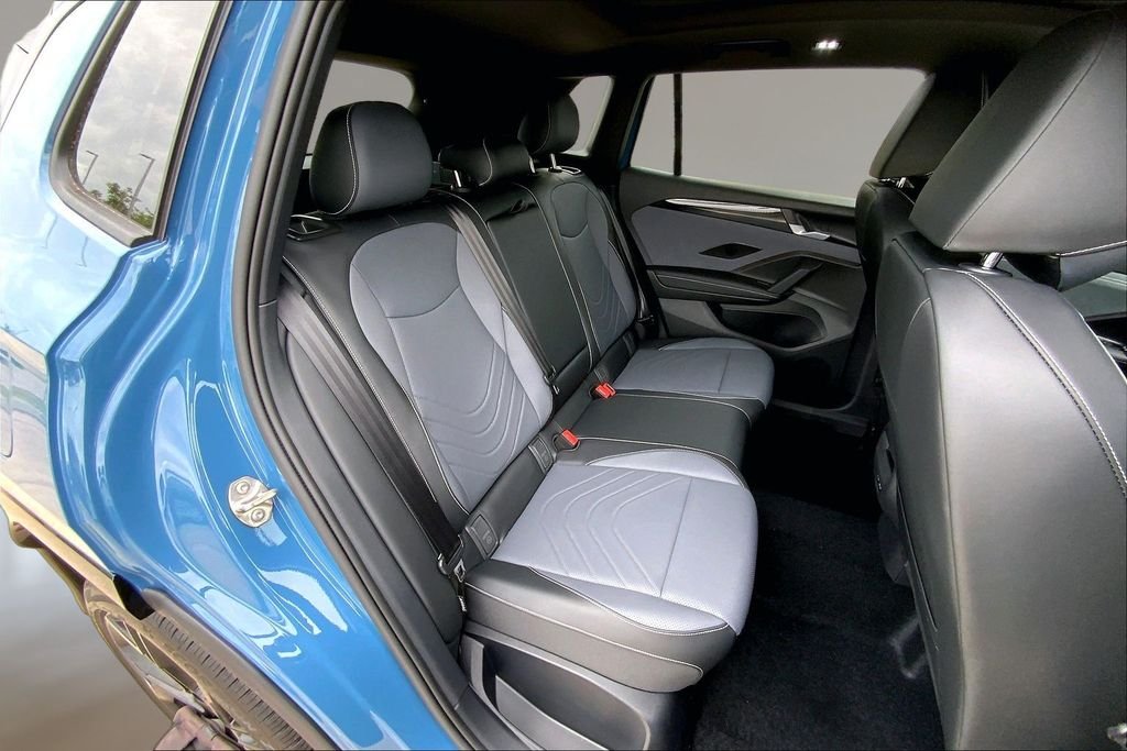 New 2026 Monterey Blue Pearl Volkswagen 2.0T SE R-Line Black image 9