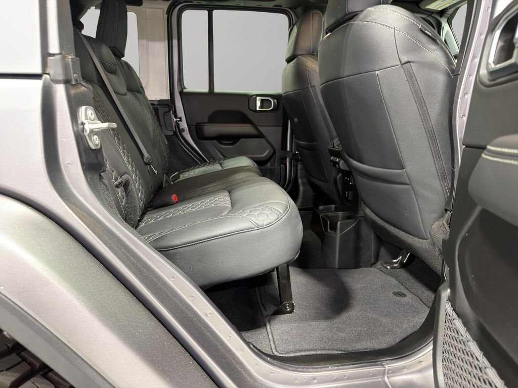 Used 2023 Bright White Clearcoat Jeep Sahara image 18