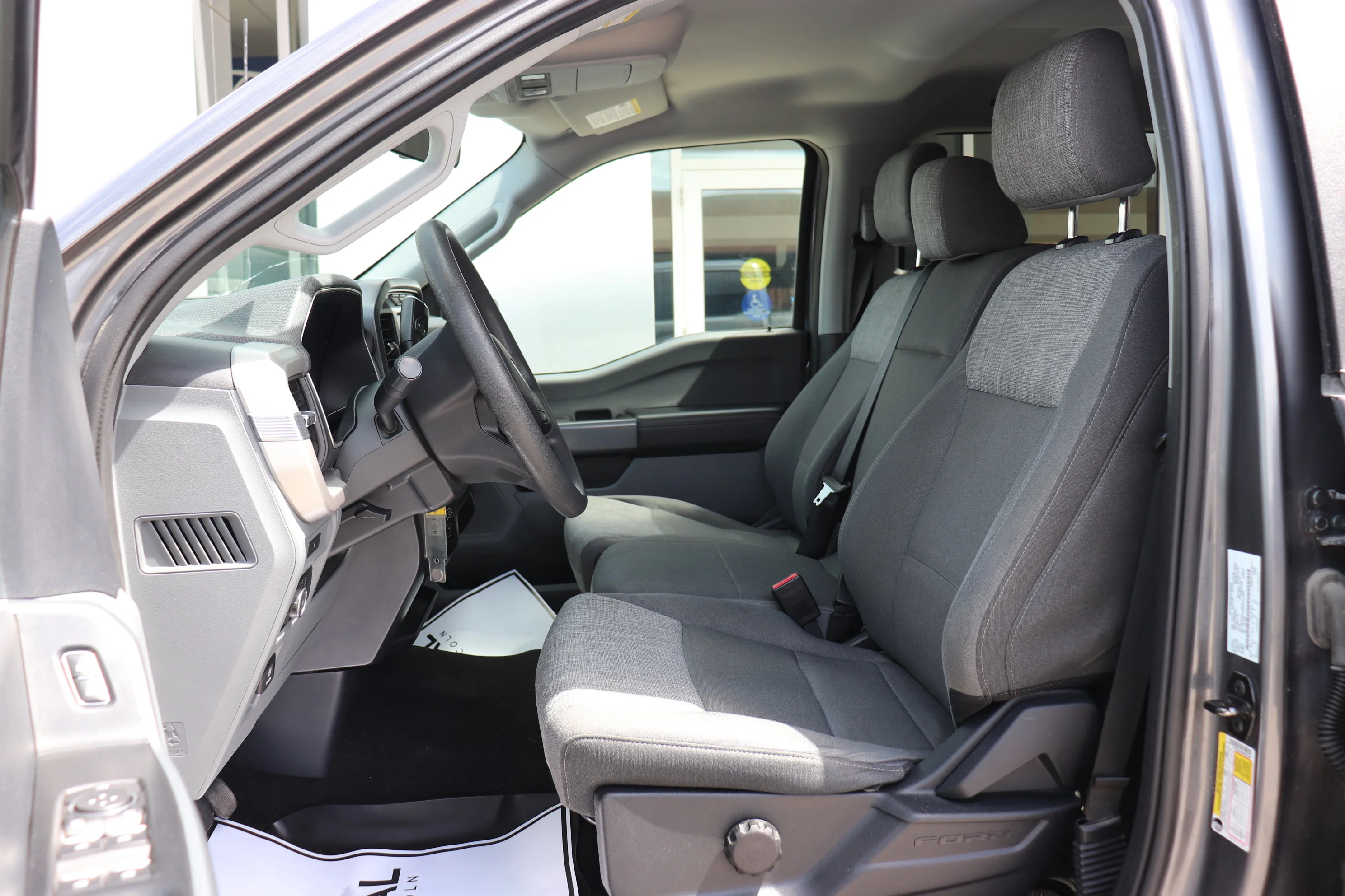 Used 2022 Gray Ford XLT 4WD SuperCrew 5.5