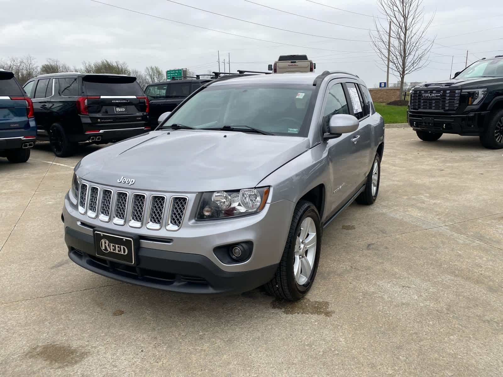 Used 2017 Jeep Compass Latitude with VIN 1C4NJDEB6HD144791 for sale in Kansas City