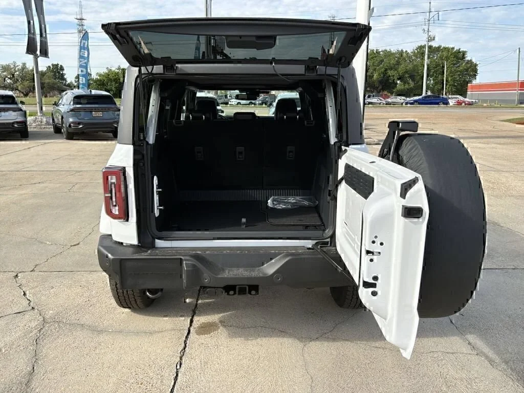 New 2026 Oxford White Ford Outer Banks® image 20