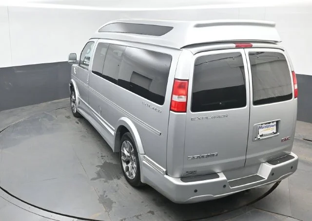 Used 2022 Silver GMC Work Van image 46
