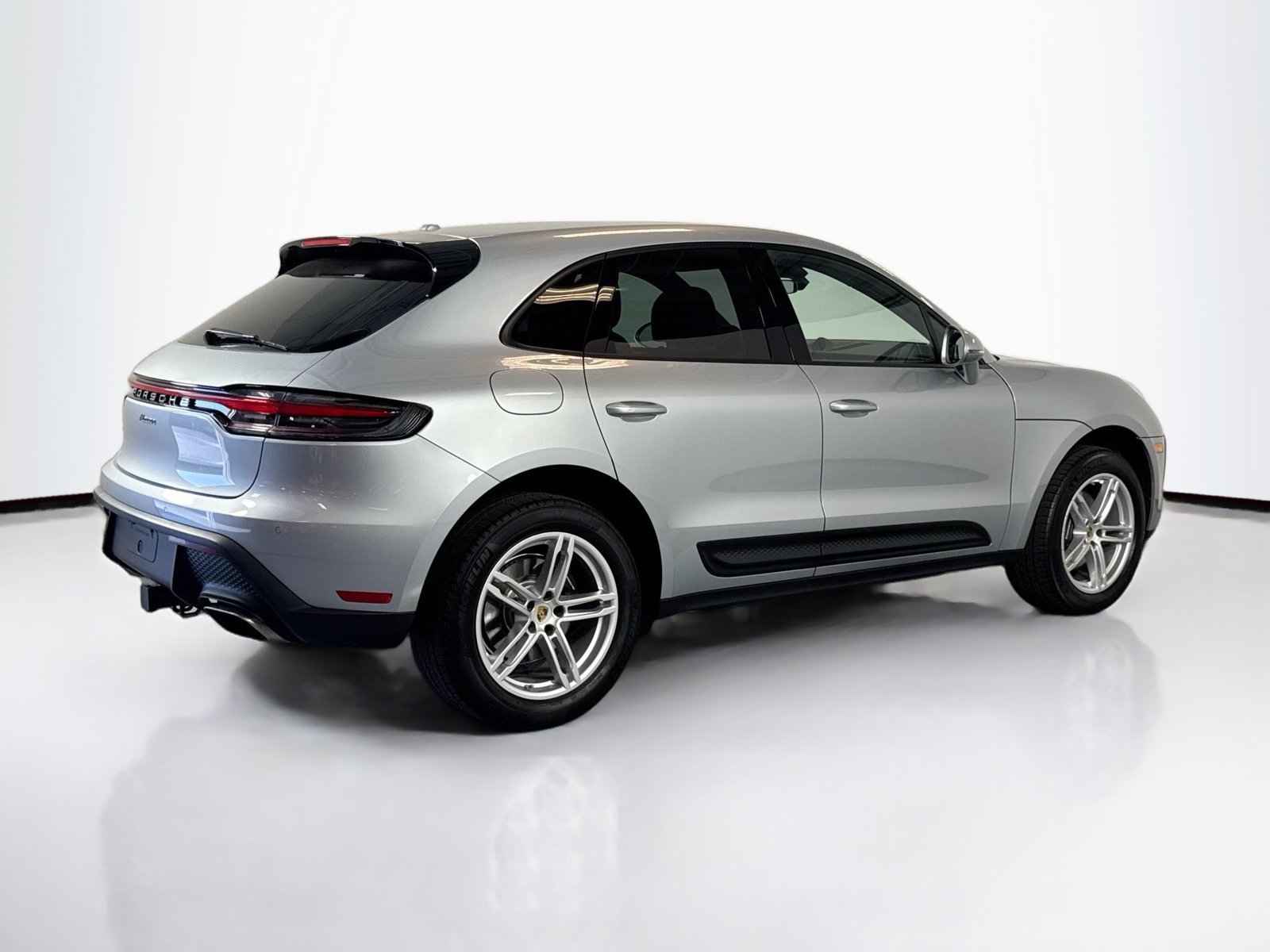 Used 2026 Dolomite Silve Porsche  image 9