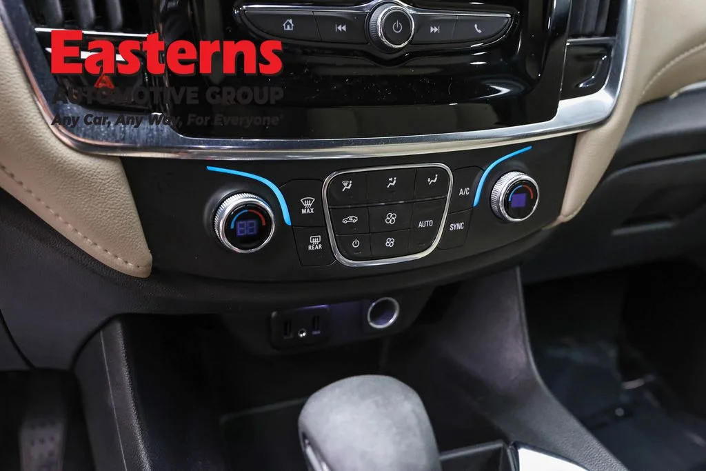 Used 2023 Gray Chevrolet LS image 19