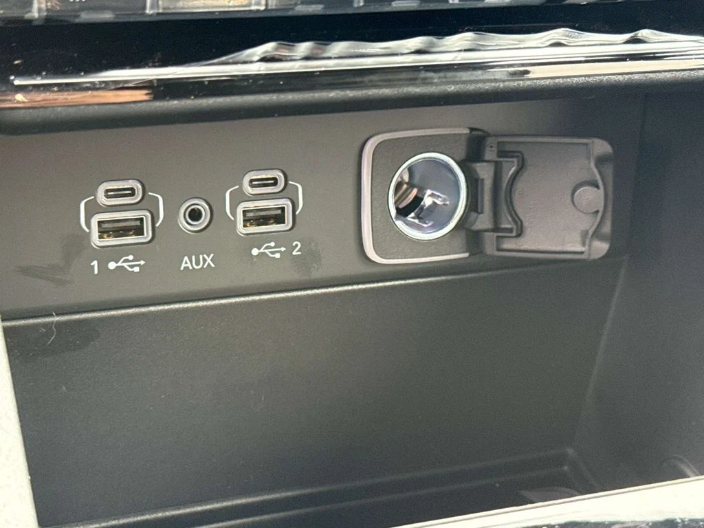 New 2025 Black Jeep Limited image 28