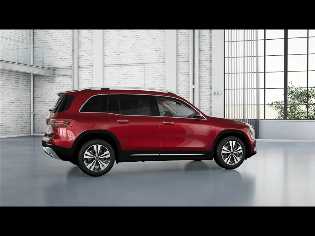 New 2026 Manufaktur Patagonia Red Metallic Mercedes-Benz GLB 250 4MATIC® image 13