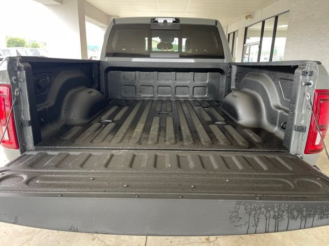New 2026 Ceramic Gray Clear-Coat Exterior Paint RAM Laramie image 12