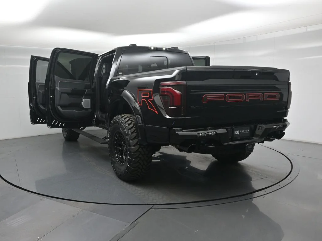New 2026 Agate Black Metallic Ford Raptor image 43
