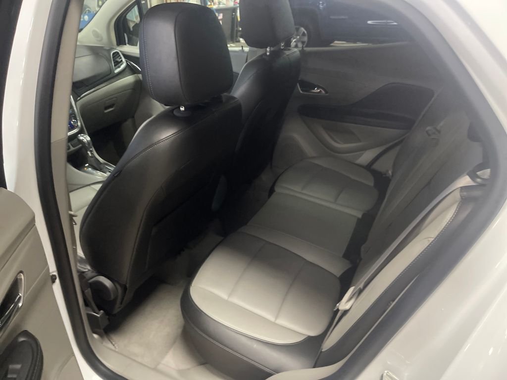 Used 2016 White Buick Premium image 26