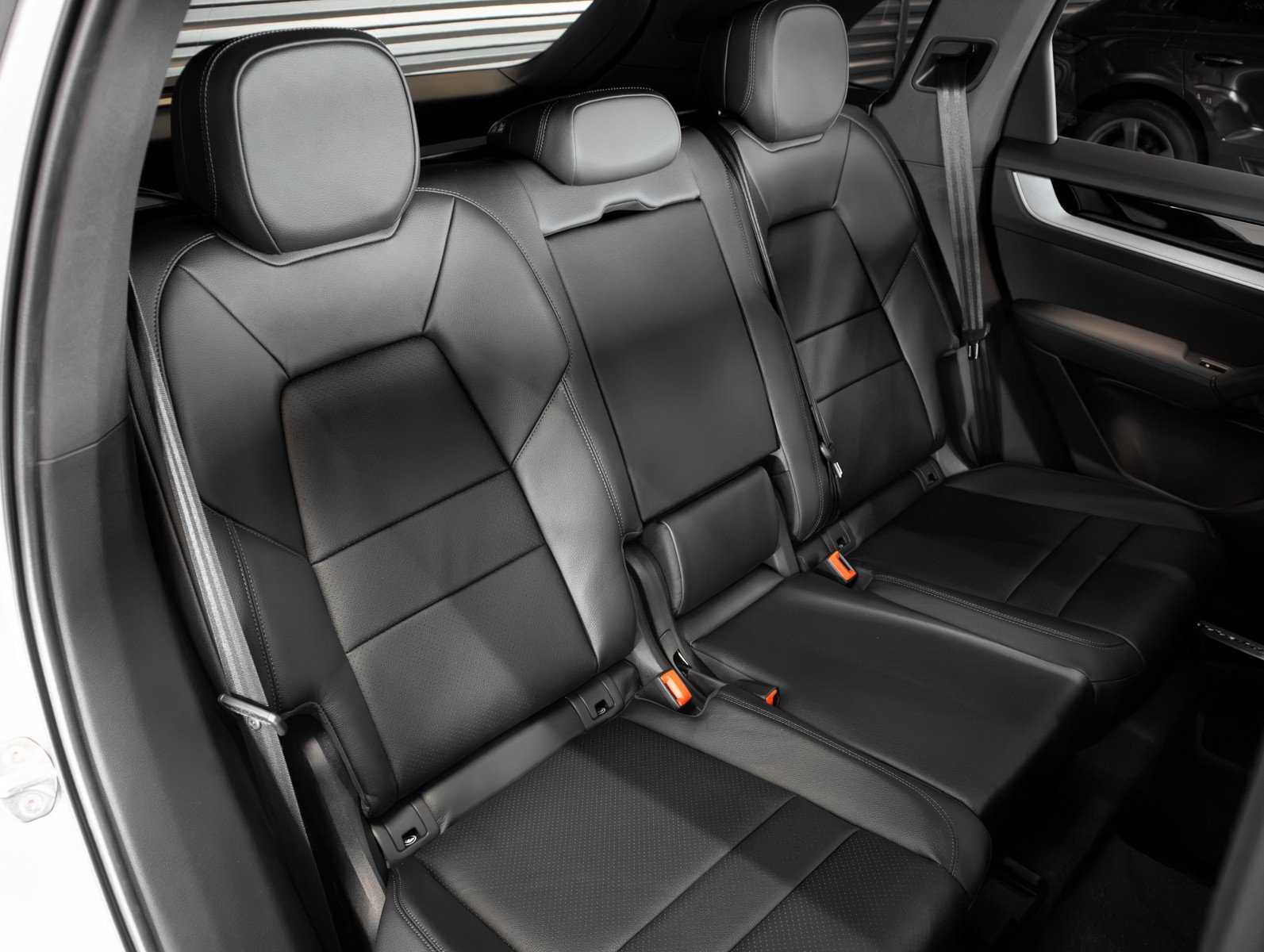 New 2026 Dolomite Silver Metallic Porsche S image 6