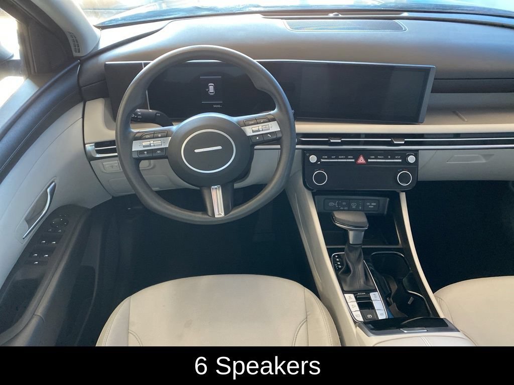 Used 2025 Grey Hyundai SEL image 5