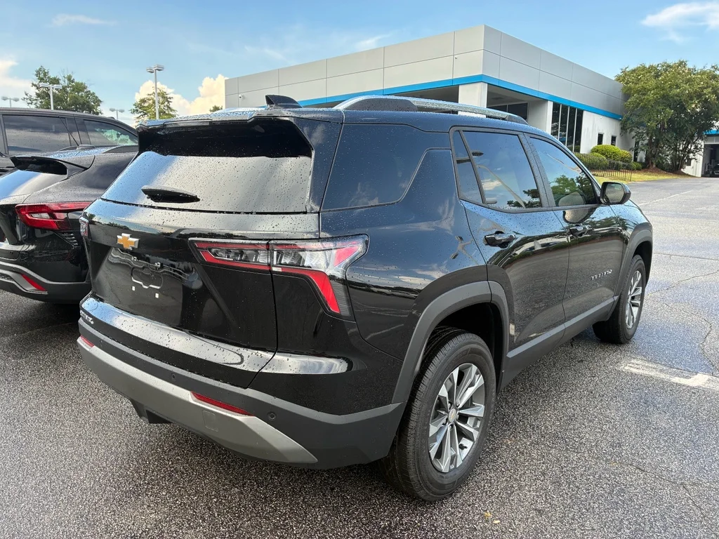 2026 Chevrolet Equinox LT - Photo 5