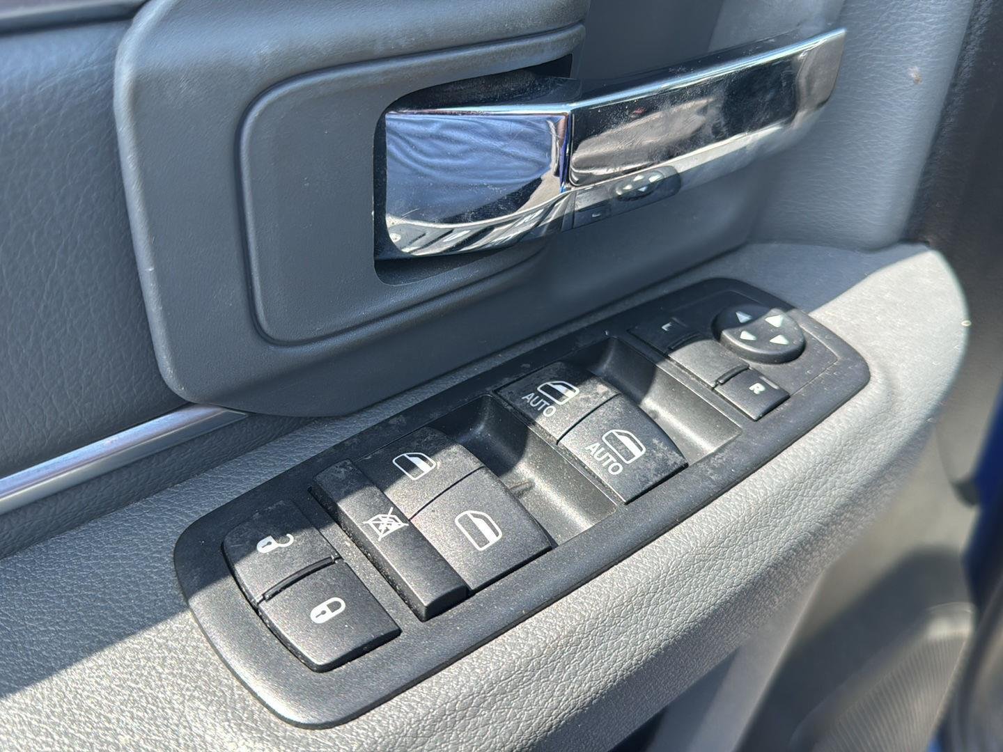Used 2019 Blue Streak Pearlcoat Ram Warlock image 15