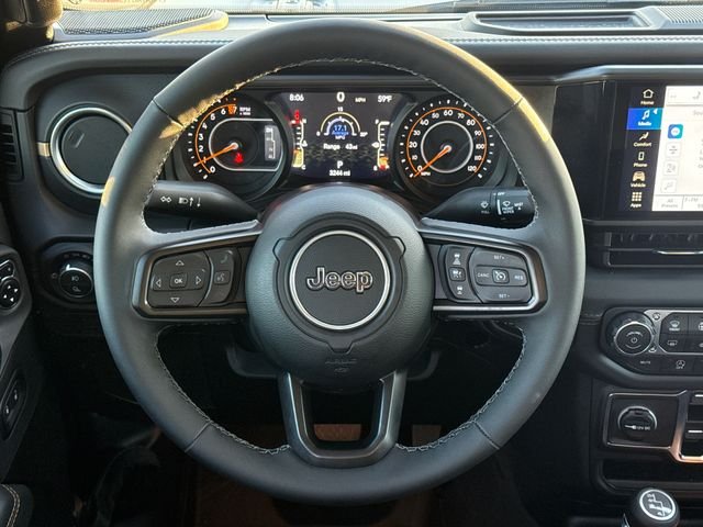 Used 2025 Black Jeep Texas Trail image 15