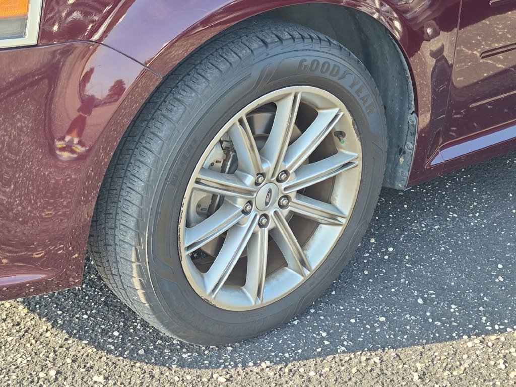 Used 2017 Red Ford Limited image 8