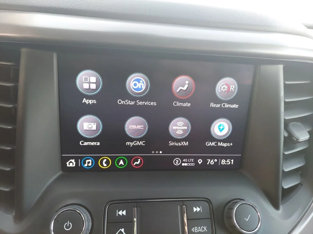 Used 2023 Silver GMC AT4 image 25