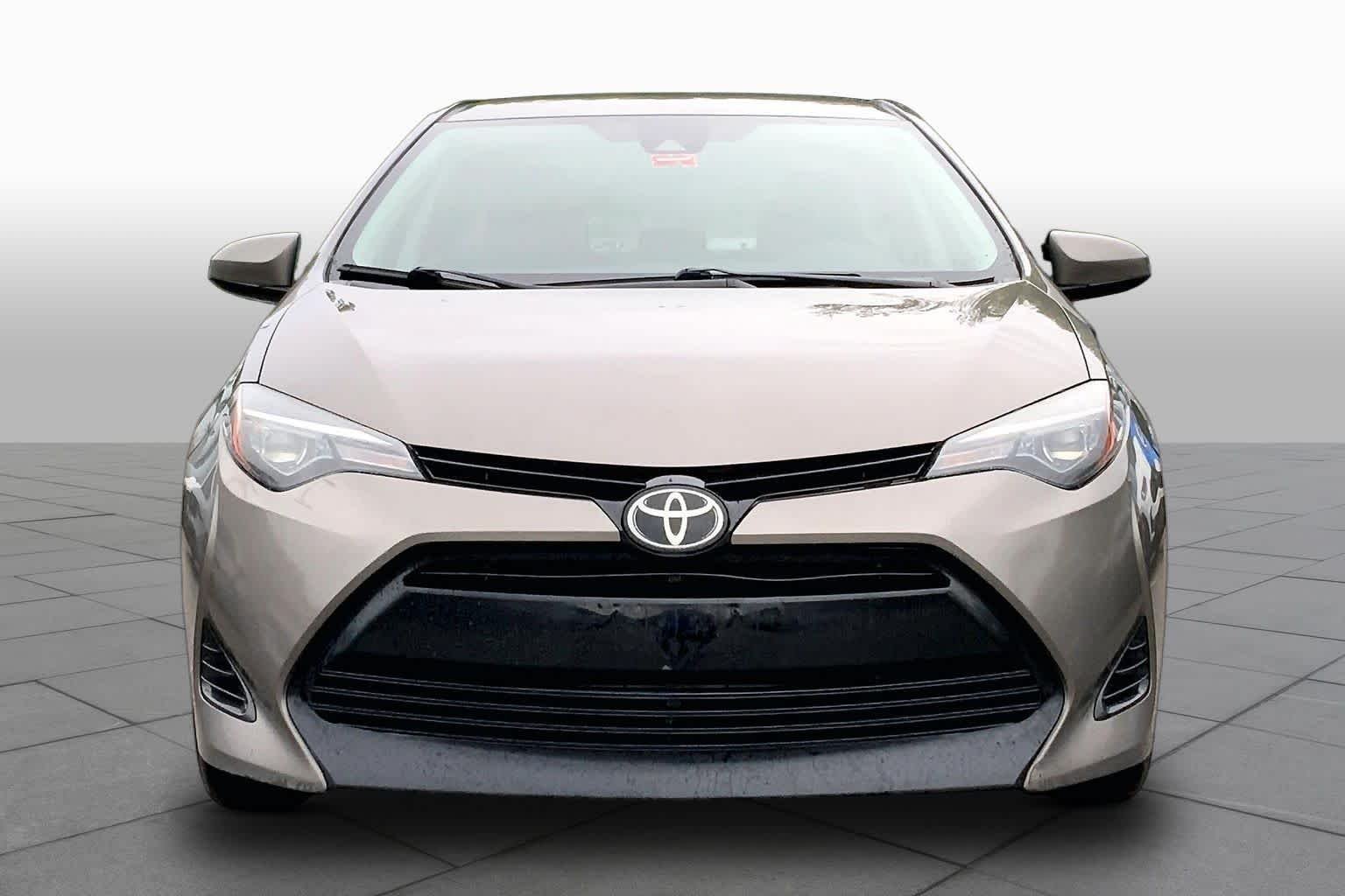 Used 2018 Falcon Gray Metallic Toyota LE image 4