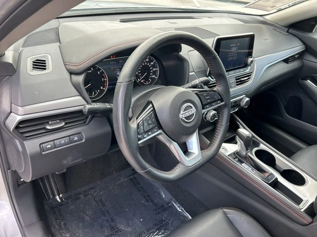Used 2025 Brilliant Silver Metallic Nissan 2.5 SR image 23