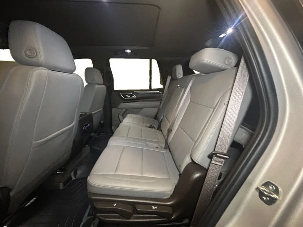 Used 2022 Empire Beige Chevrolet LT image 13