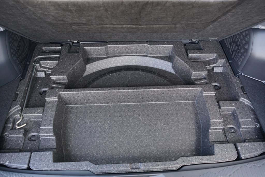 New 2026 ICE SILVER METALLIC Subaru Premium image 32