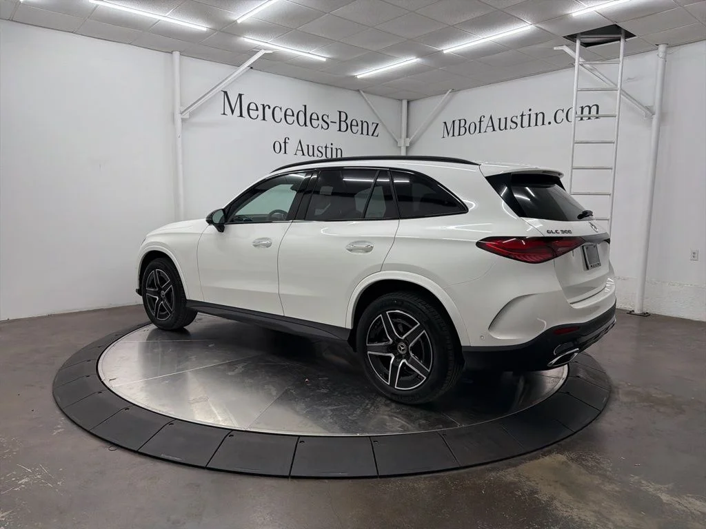 Used 2026 White Mercedes-Benz GLC 300 image 5