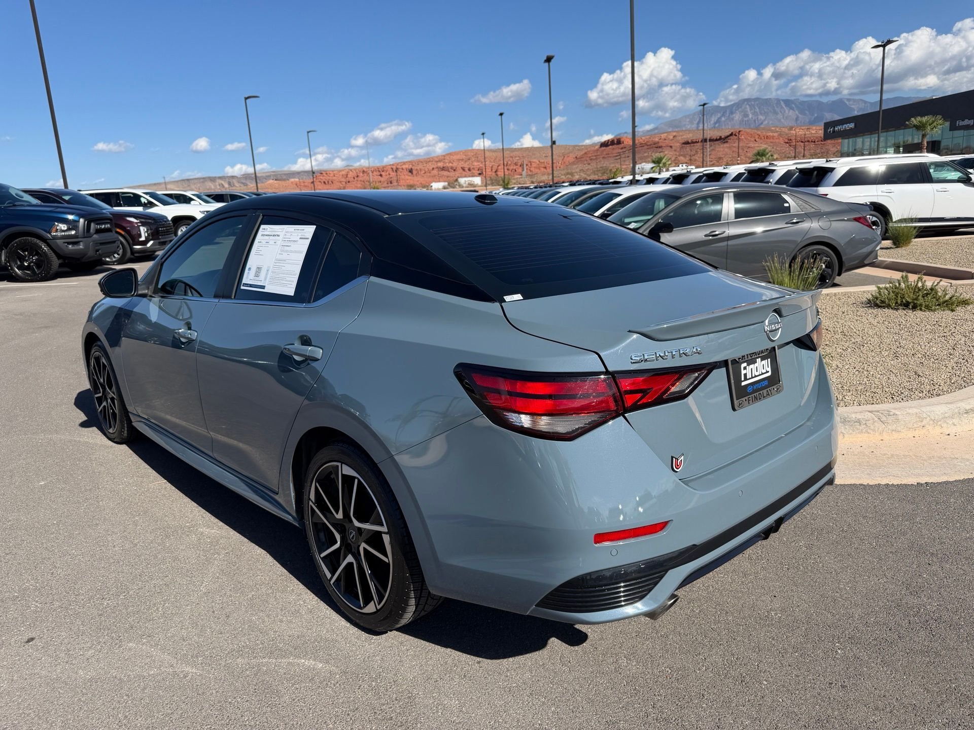 Used 2025 Gray Nissan SR image 9