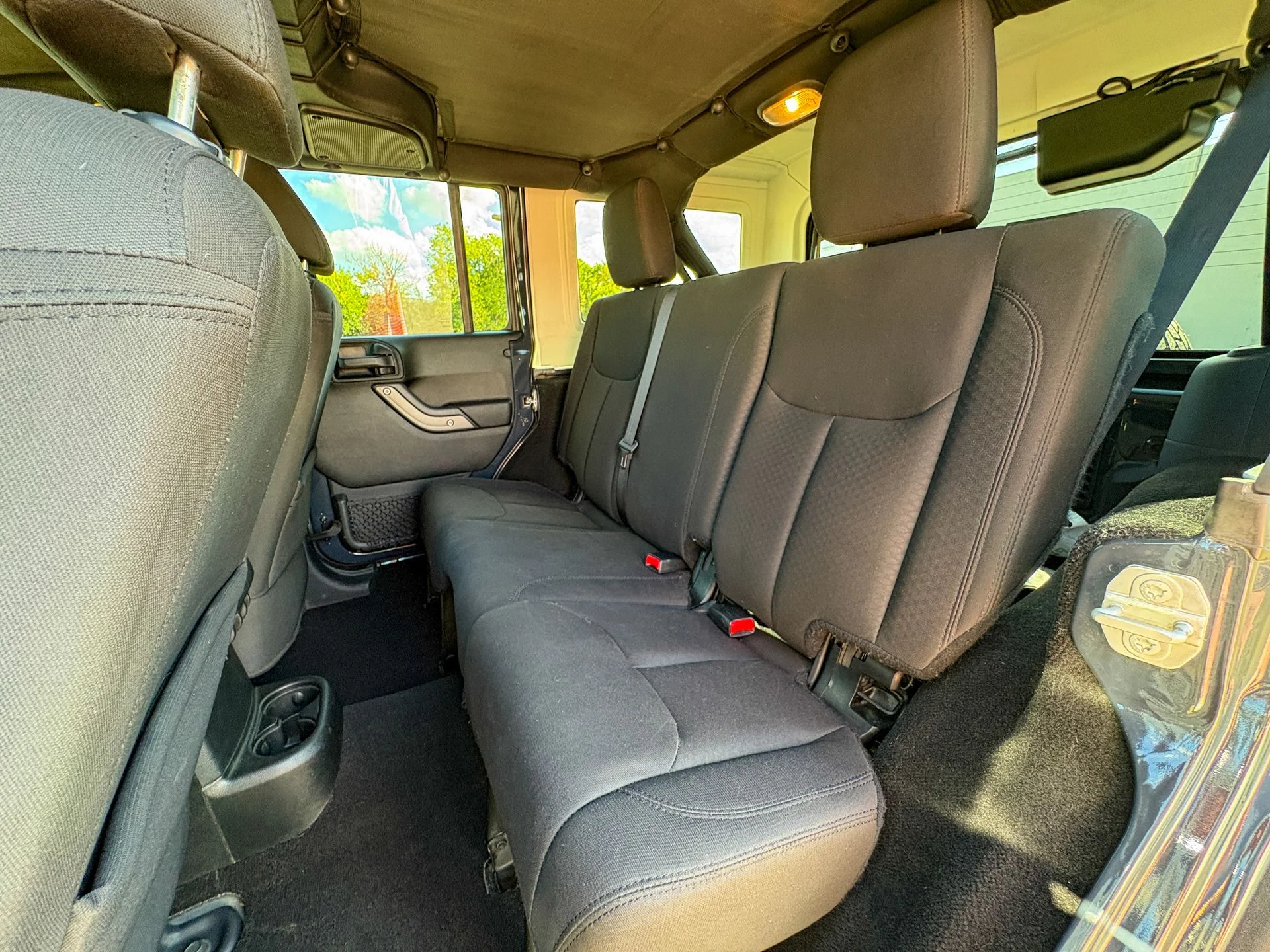 2018 Jeep Wrangler JK Unlimited Willys Wheeler - Photo 19