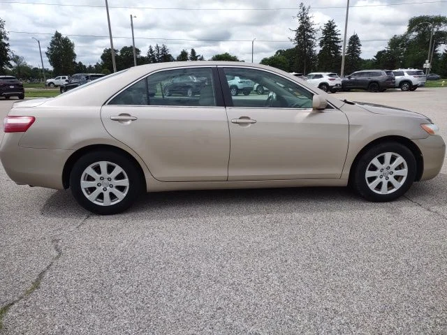 Used 2009  Toyota  image 6