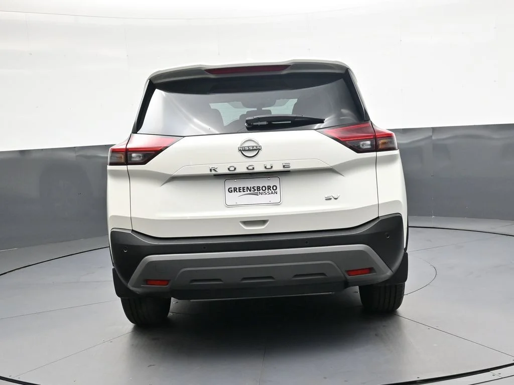 Used 2023 White Nissan SV image 5