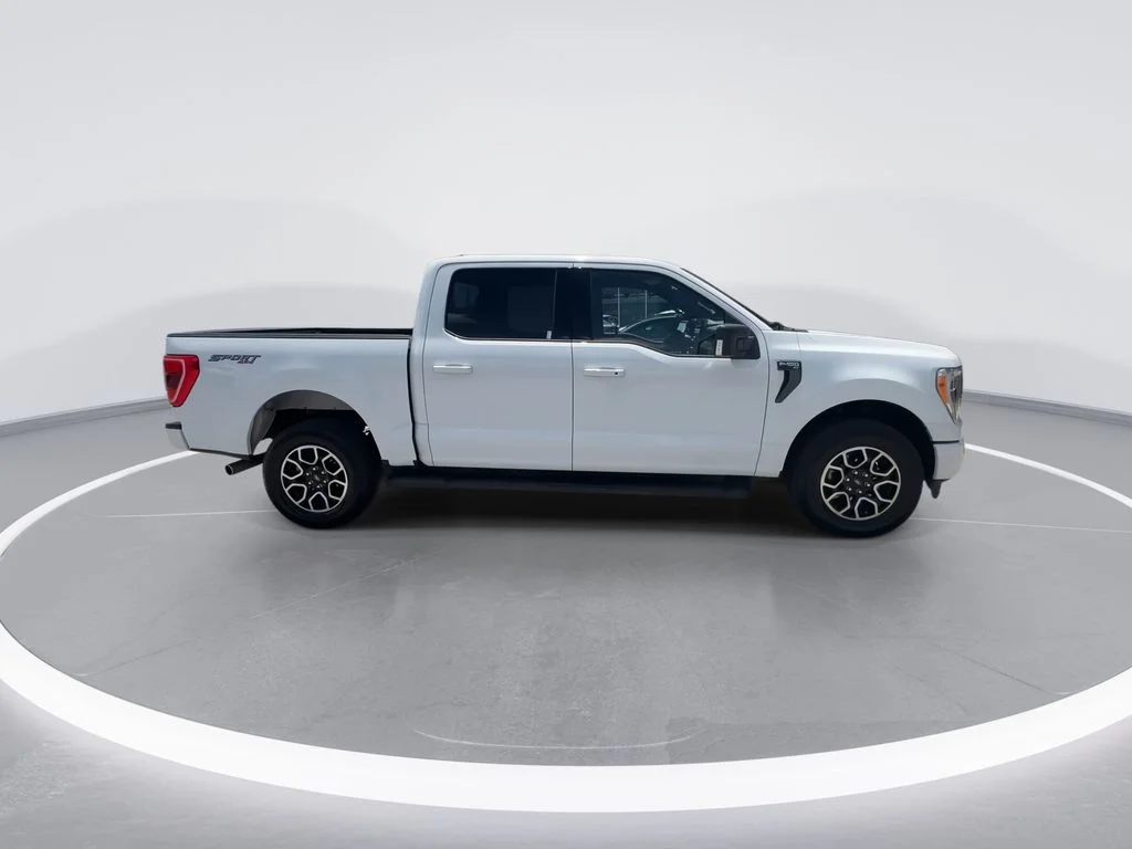 Used 2023 White Ford XLT image 9