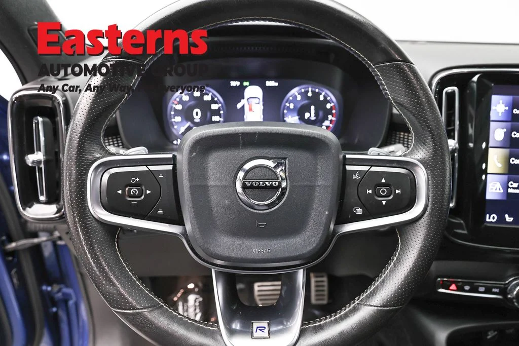 Used 2020 Blue Volvo R-Design image 10