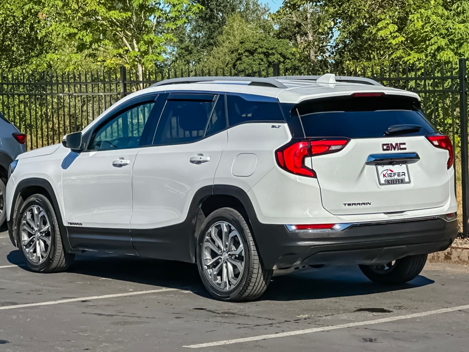 Used 2021 White GMC SLT image 5