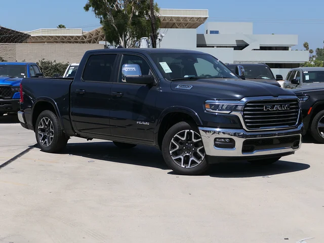2026 RAM 1500 Laramie Crew Cab 4x4 5'7