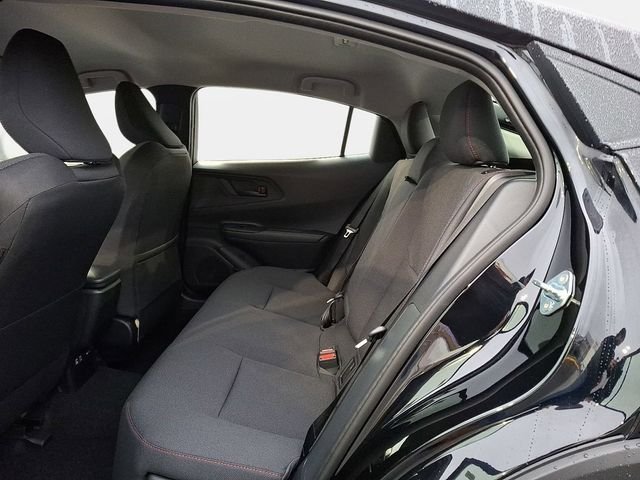 2026 Toyota Prius Plug-in Hybrid SE - Photo 7