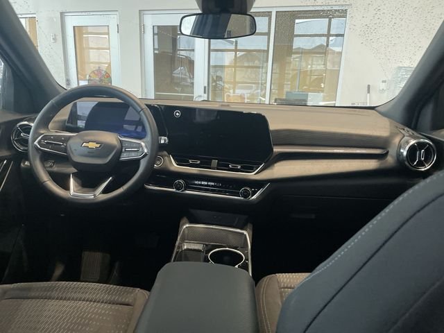 2025 Chevrolet Equinox LT - Photo 38