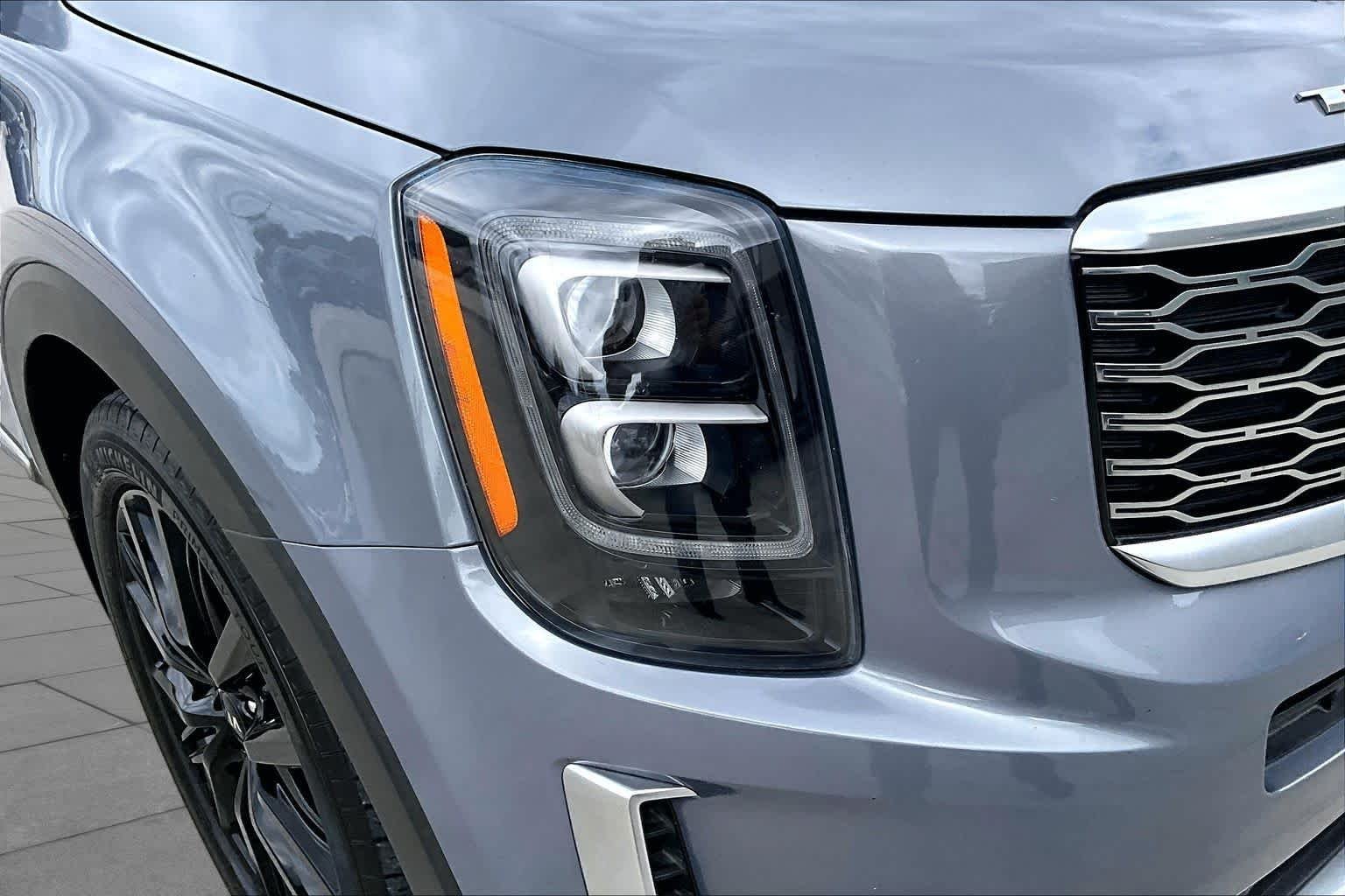 Used 2021 Everlasting Silver Kia SX image 26