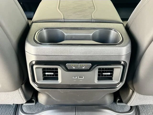 2026 GMC Sierra 1500 AT4X - Photo 18