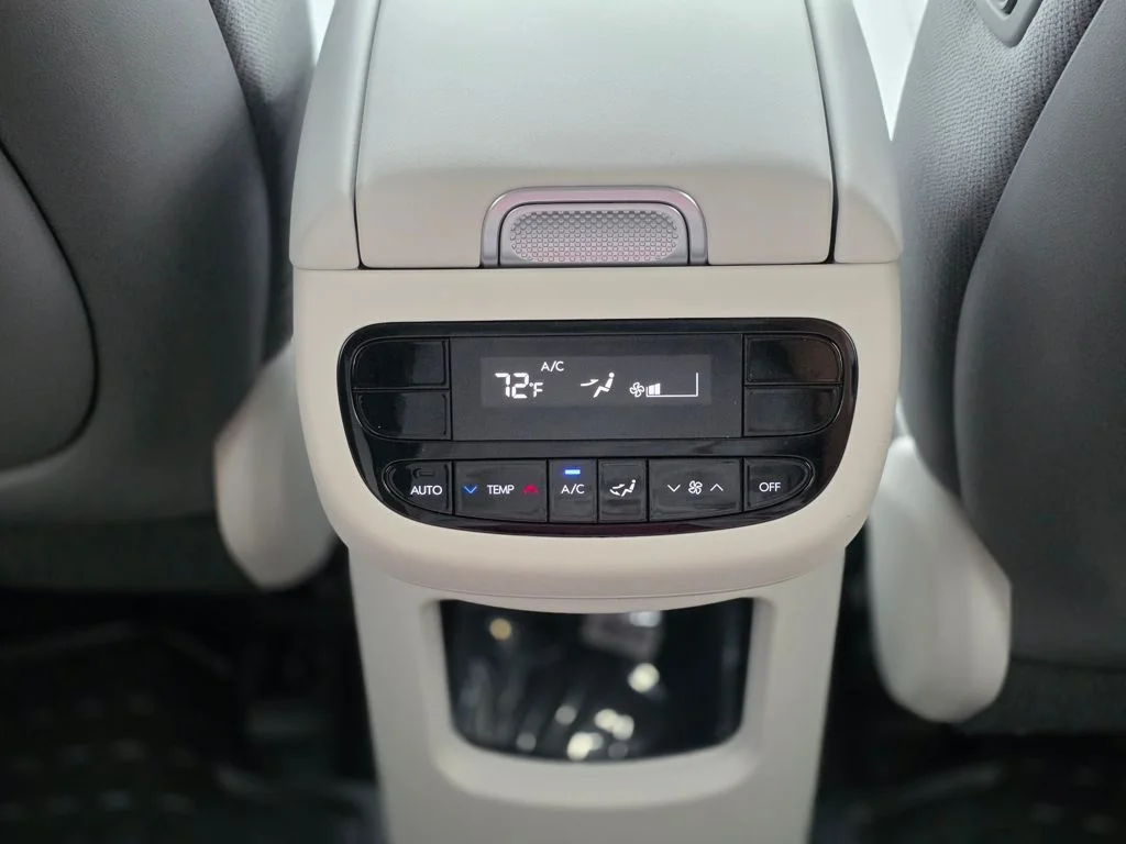 New 2026 Cyber Gray Hyundai SE image 20