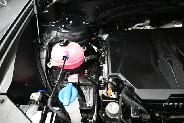 Used 2025 Black Hyundai Limited image 28
