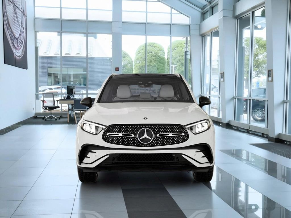 New 2026 Polar White Mercedes-Benz GLC 300 image 7