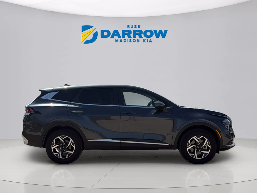 Used 2025 Gravity Gray Kia LX image 6