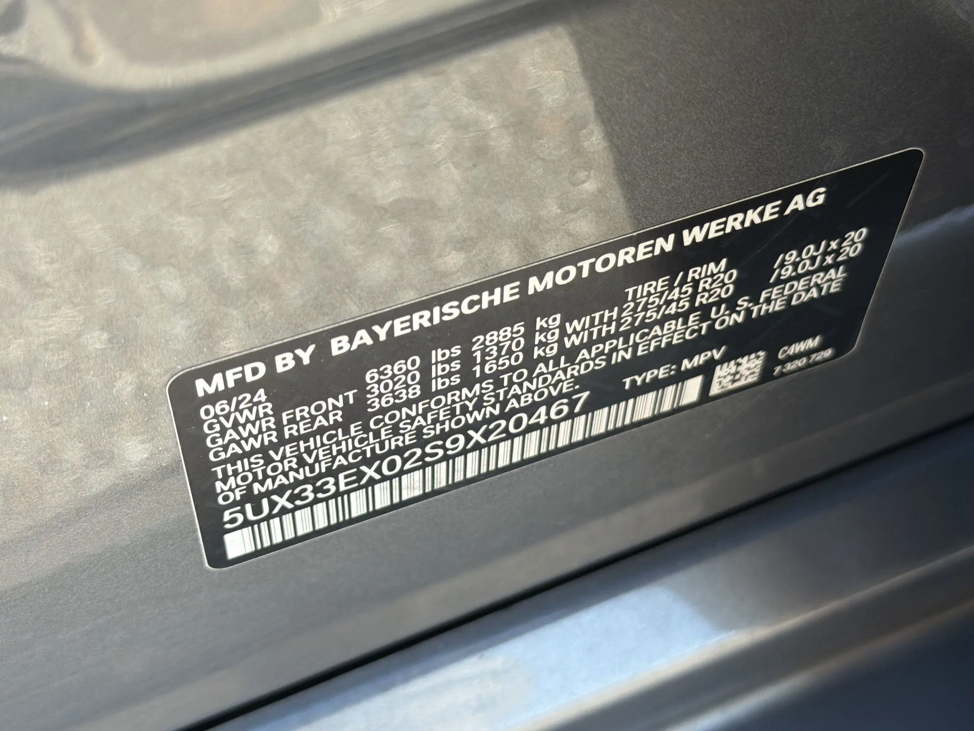 Used 2025 Skyscraper Grey Metallic BMW xDrive40i image 39