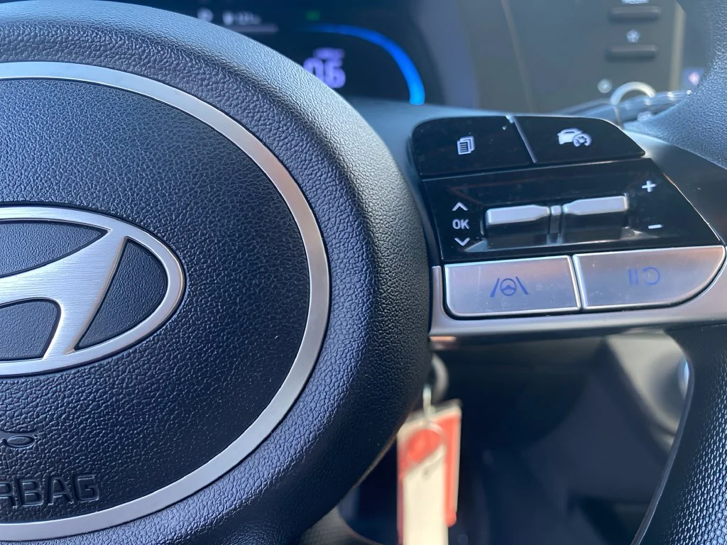Used 2026 Black Hyundai SE image 18