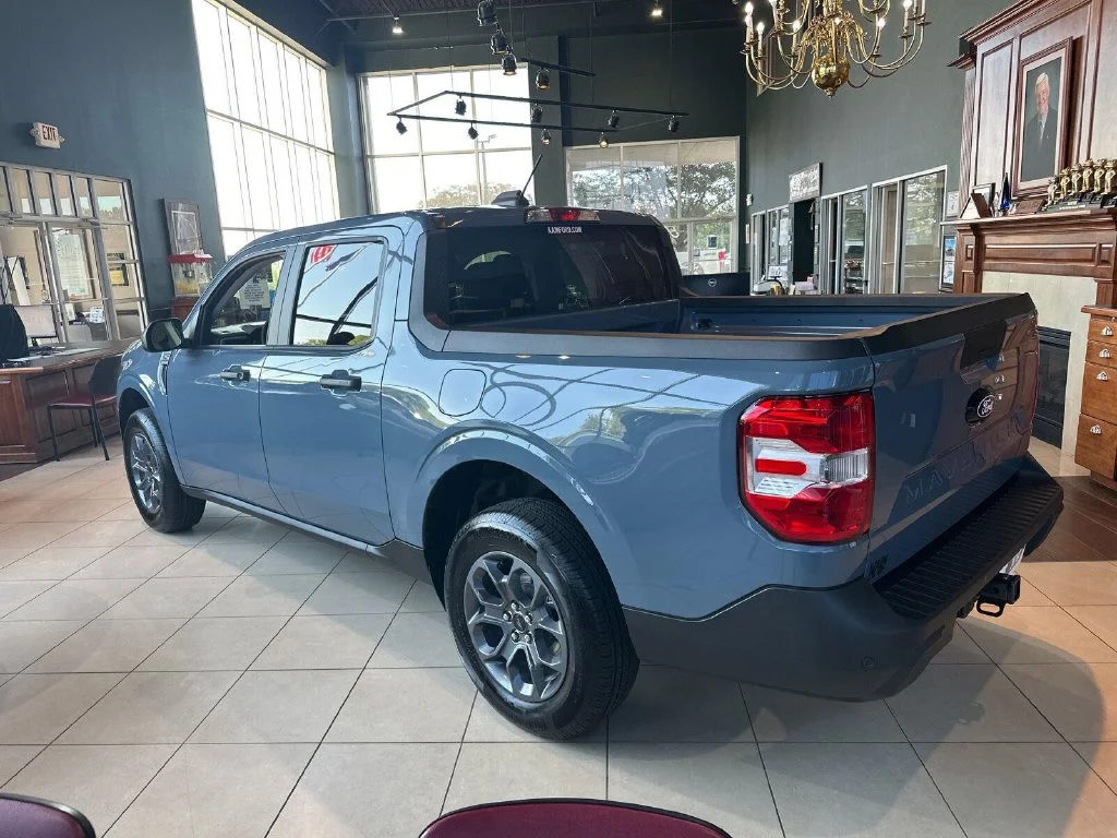 New 2026 Gray Ford XLT image 9