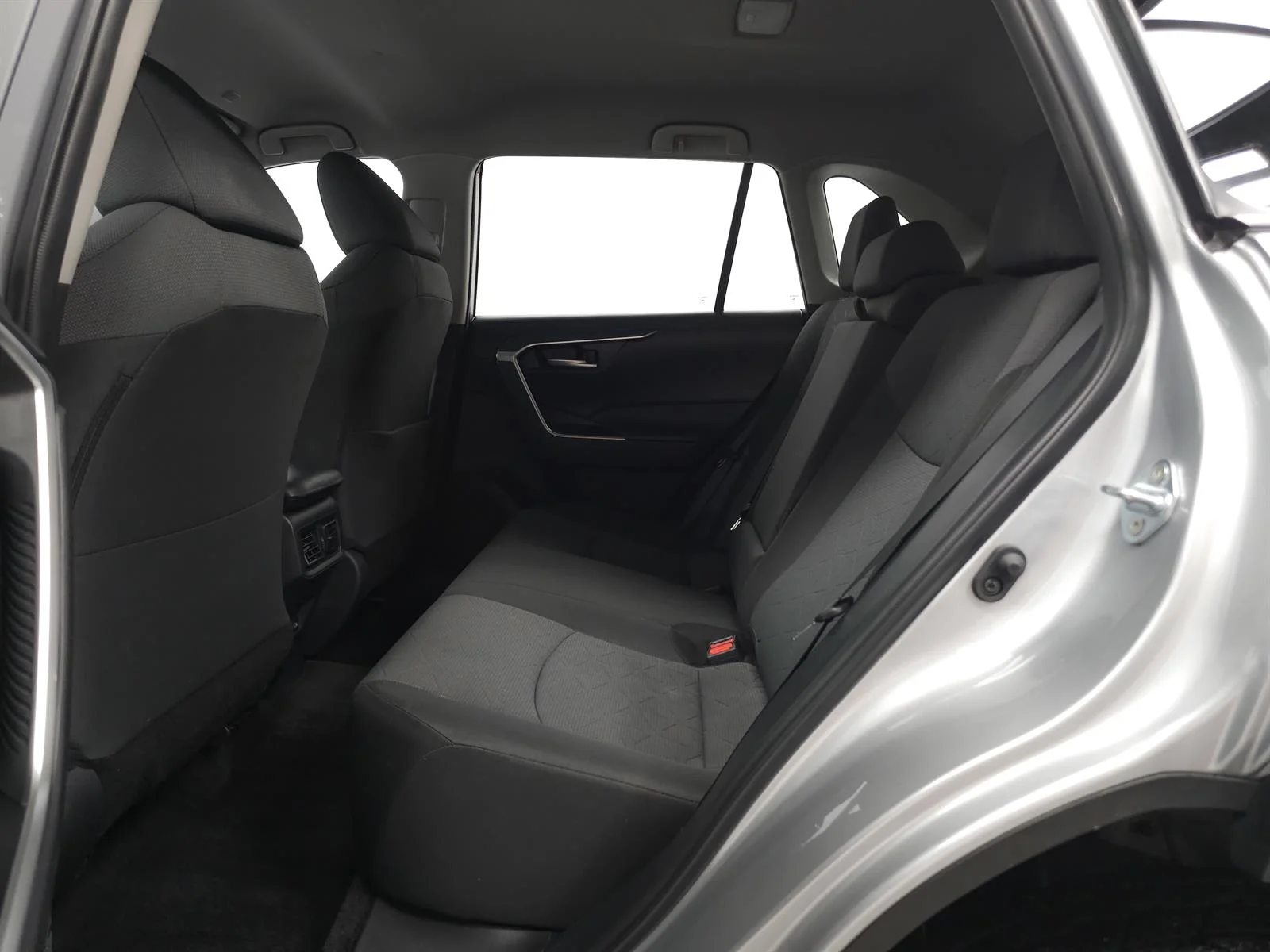 Certified Used 2025 Silver Toyota XLE image 5